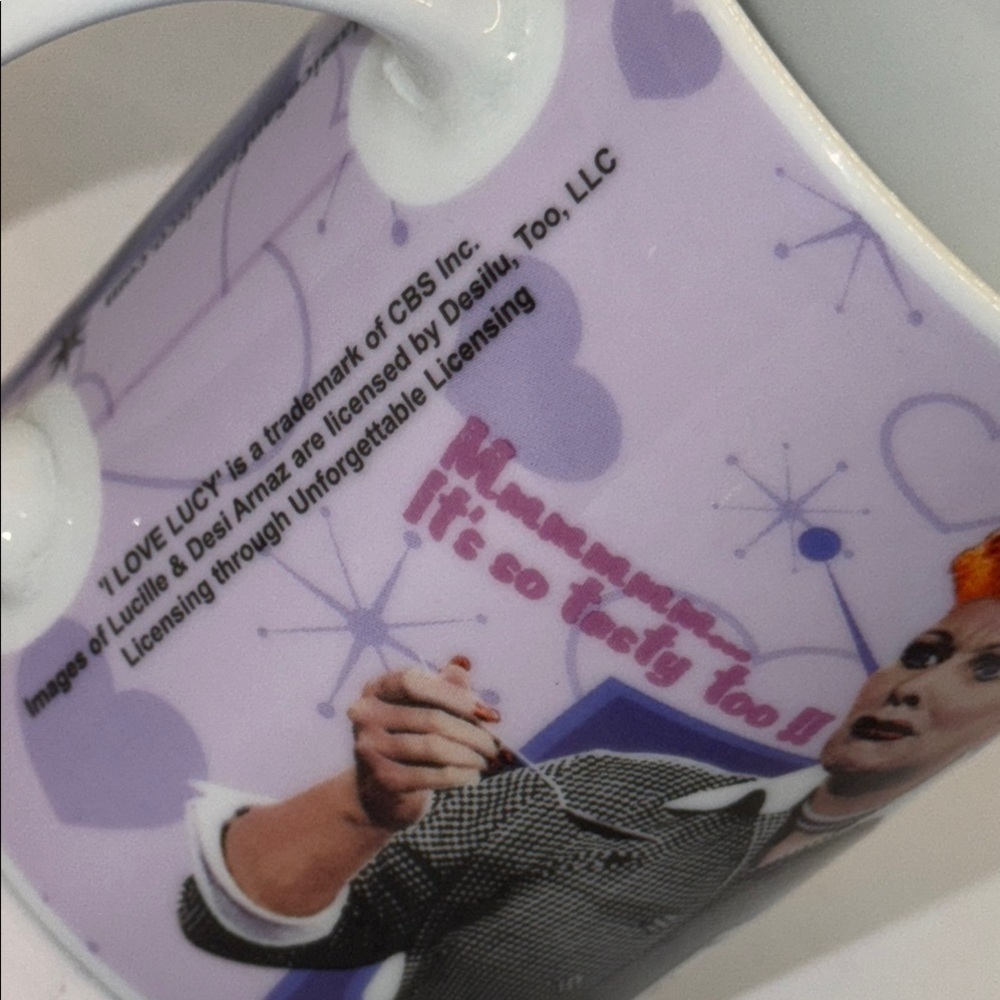 I Love Lucy Mug with Retro Design - Picture 5 of 5